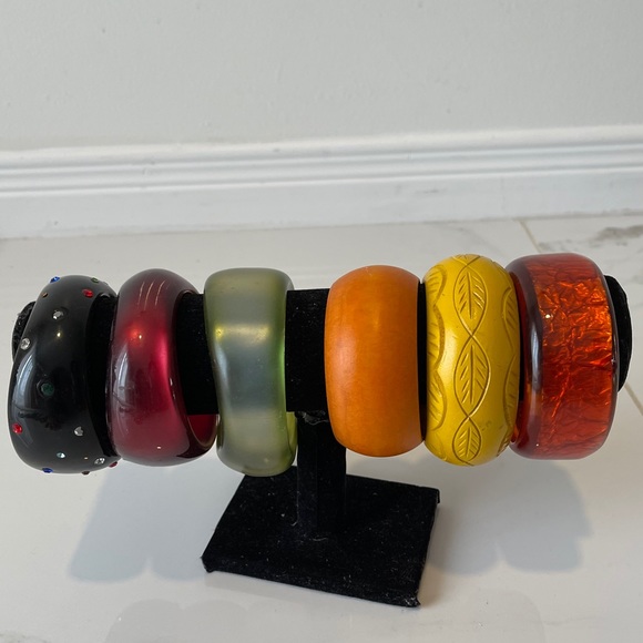 Gorgeous bangles - Picture 4 of 6